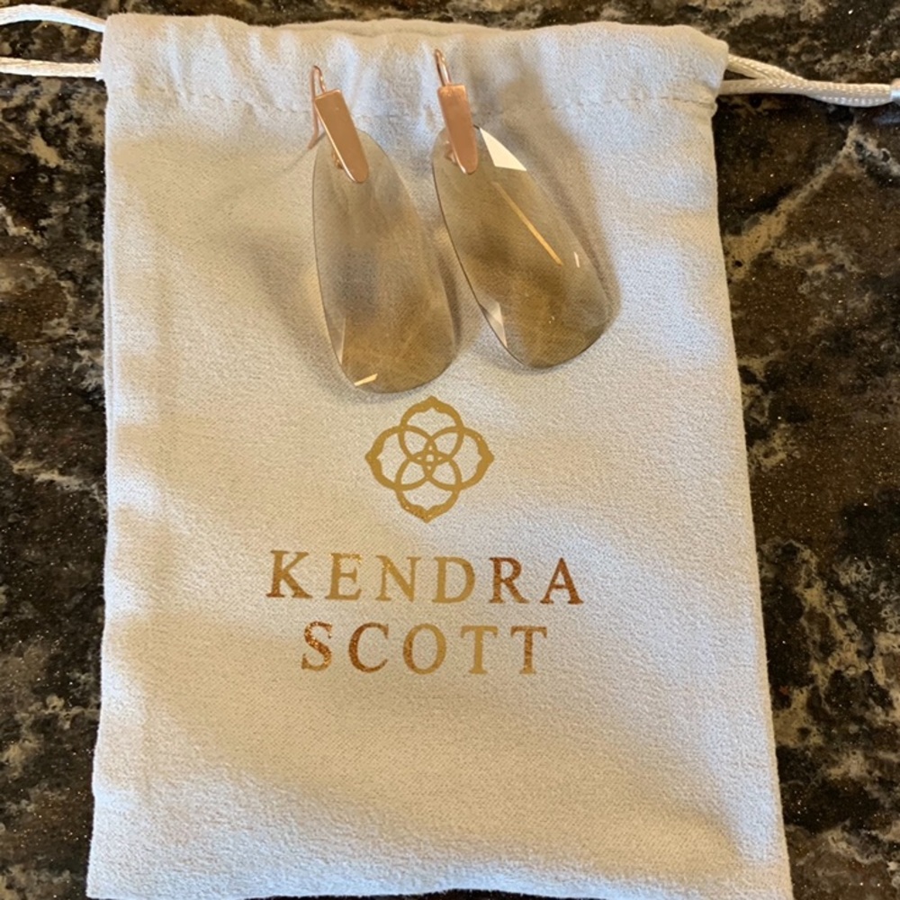 Kendra Scott Earrings!